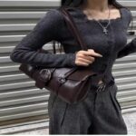 Ladies' One Shoulder Vintage Baguette Handbag